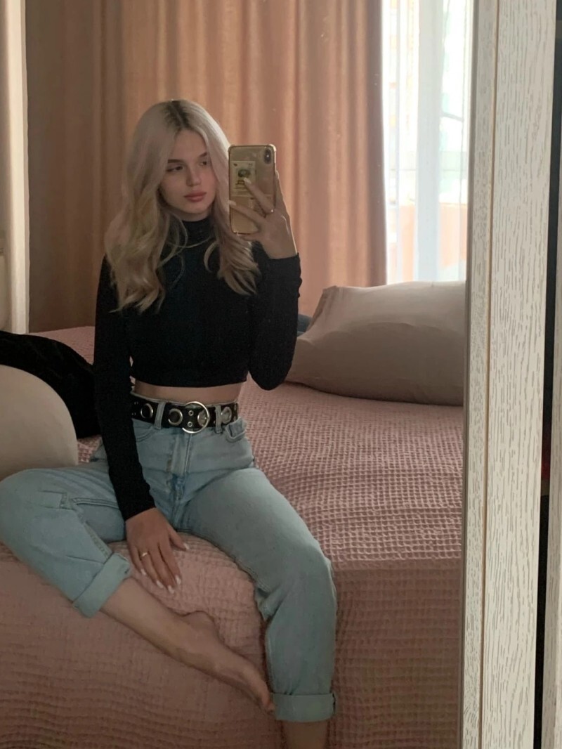 Путана Санкт-Петербурга Алла +7(981)214-21-80