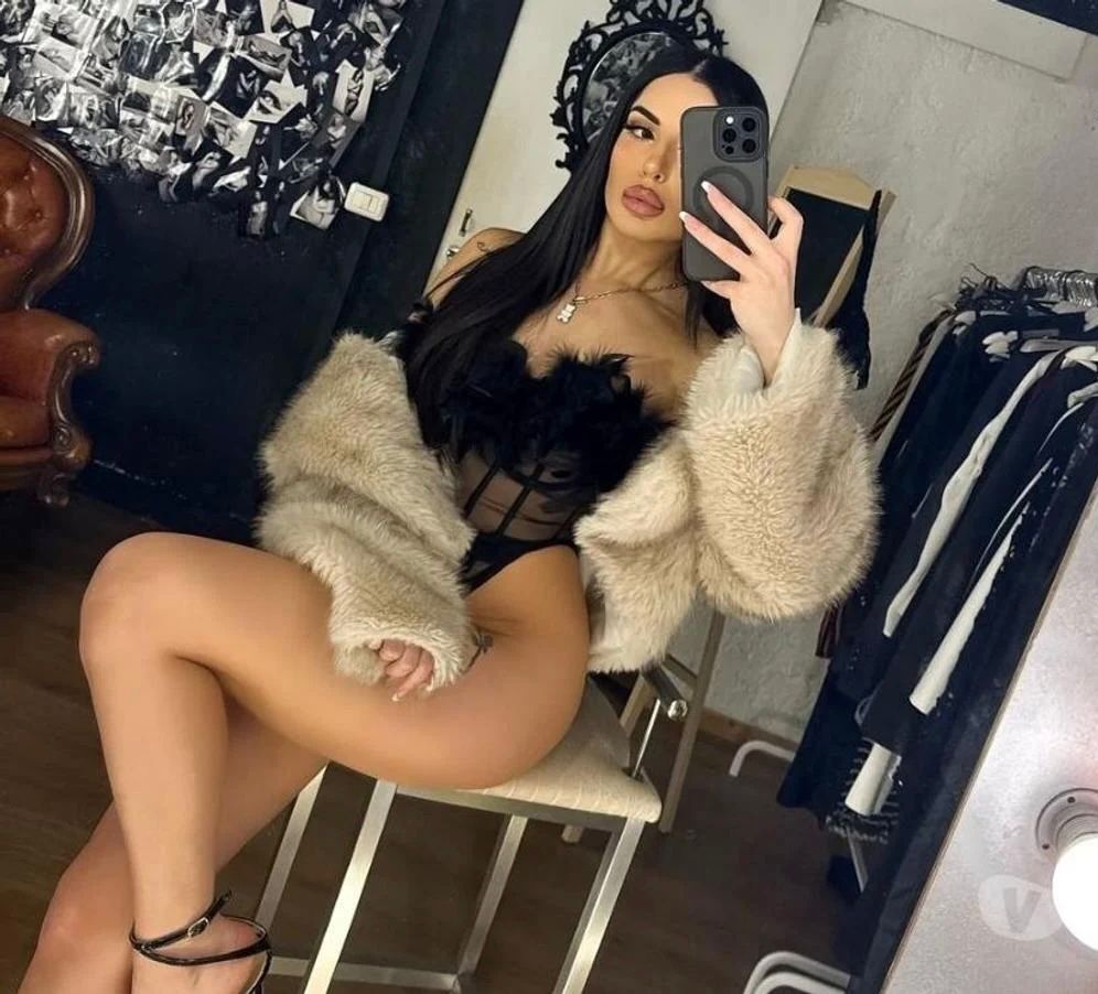 Шлюха Питера Ли +7(921)946-57-47  метро Черная речка